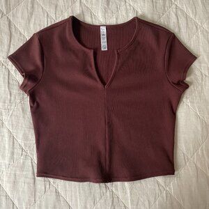 Alo Savvy Short Sleeve Rib Crop Top